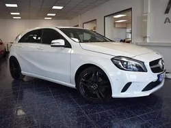 Calcitweiss unilack Gebraucht 2016 Mercedes A200 Limousine | 14.480 € (Fairer Preis)