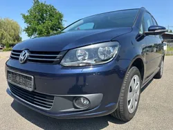 Blau metallic Gebraucht 2015 VW Touran Comfortline Van / Kleinbus | 5.999 € (Teuer)