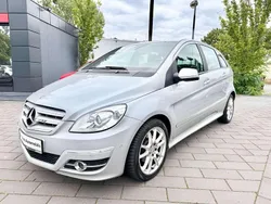 Silber Gebraucht 2010 Mercedes B180 Van / Kleinbus | 7.999 € (Fairer Preis)