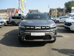Grau Gebraucht 2025 Dacia Duster Extreme SUV | 27.870 € (Fairer Preis)