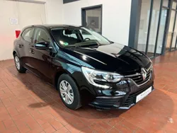 Schwarz Gebraucht 2016 Renault Mégane IV Life Limousine | 7.400 € (Guter Preis)