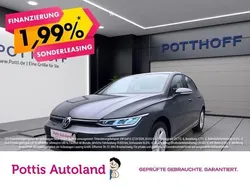 Grau Gebraucht 2024 VW Golf VIII Life Limousine | 22.997 € (Fairer Preis)