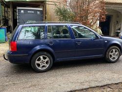 Blau Gebraucht 2001 VW Golf IV Basis Kombi | 2.600 € (Etwas zu teuer)