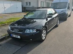 Blau Gebraucht 2001 Audi A3 Kleinwagen | 900 € (Guter Preis)