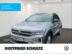 Silber Gebraucht 2024 VW T-Roc Style SUV | 29.950 € (Fairer Preis)