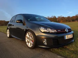 Grau Gebraucht 2012 VW Golf VI Edition Limousine | 17.500 €