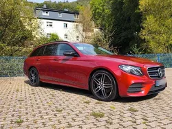 Rot Gebraucht 2020 Mercedes E300 AMG Kombi | 26.999 € (Fairer Preis)
