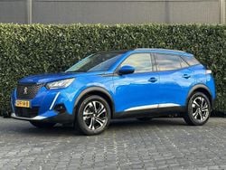 Blau Gebraucht 2020 Peugeot 2008 Allure SUV | 15.450 € (Fairer Preis)
