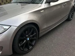 Beige Gebraucht 2011 BMW 120 Coupé Coupé | 9.100 € (Fairer Preis)