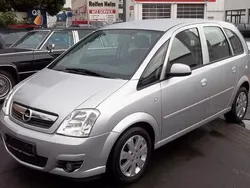 Silber Gebraucht 2006 Opel Meriva Edition Van / Kleinbus | 3.550 € (Teuer)