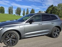 Grau Gebraucht 2019 Volvo XC60 R-Design SUV | 37.900 € (Teuer)