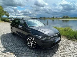 Schwarz Gebraucht 2021 VW Golf VIII Life Kombi | 21.900 € (Fairer Preis)