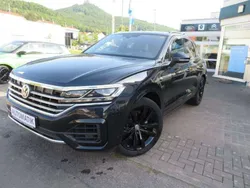 Blau Gebraucht 2018 VW Touareg Atmosphere SUV | 38.900 € (Fairer Preis)