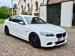 Weiß Gebraucht 2015 BMW M550 Comfort Edition Limousine | 19.900 € (Fairer Preis)