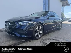 Blau Gebraucht 2022 Mercedes C220 Avantgarde Limousine | 32.640 € (Etwas zu teuer)