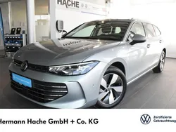 Polsterfarbe: grau Gebraucht 2024 VW Passat Business Kombi | 32.444 € (Guter Preis)