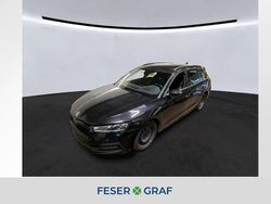Schwarzmagic perleffekt Gebraucht 2022 Skoda Octavia Kombi | 18.980 € (Guter Preis)