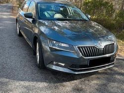 Grau Gebraucht 2017 Skoda Superb LAURIN & KLEMENT Kombi | 13.980 € (Guter Preis)