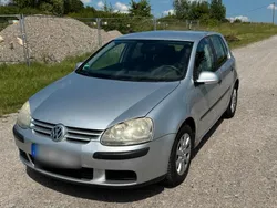 Silber Gebraucht 2005 VW Golf V Limousine | 1.799 € (Guter Preis)