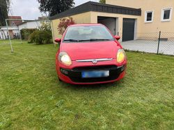 Gebraucht 2011 Fiat Grande Punto Kleinwagen | 2.000 € (Etwas zu teuer)