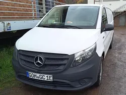 Weiß Gebraucht 2021 Mercedes e-Vito Van / Kleinbus | 15.999 € (Etwas zu teuer)