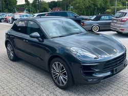 Grau Gebraucht 2017 Porsche Macan GTS SUV | 27.500 € (Teuer)