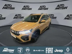 Beige ochre Neu 2025 Dacia Sandero Expression Kleinwagen | 19.460 € (Etwas zu teuer)
