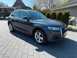 Grau Gebraucht 2020 Audi Q5 SUV | 24.400 € (Fairer Preis)