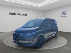 Grau Gebraucht 2024 VW Multivan Style Van / Kleinbus | 59.930 € (Fairer Preis)