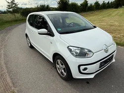 Weiß Gebraucht 2012 VW up! move up! Kleinwagen | 4.200 € (Guter Preis)