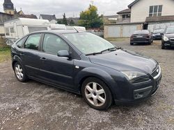 Grau Gebraucht 2006 Ford Focus Sport Limousine | 1.700 € (Guter Preis)