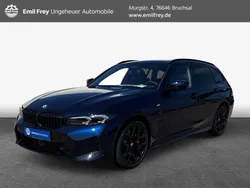 Blau Neu 2025 BMW 330 M Sport Kombi | 93.740 €