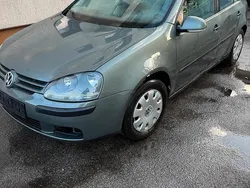 Grau Gebraucht 2004 VW Golf V Limousine | 499 € (Guter Preis)