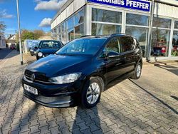 Schwarz Gebraucht 2016 VW Touran S Van / Kleinbus | 13.200 € (Fairer Preis)
