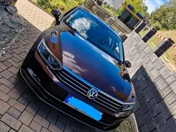 Rot Gebraucht 2017 VW Passat Comfortline Kombi | 14.700 € (Fairer Preis)