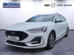 Weiss Gebraucht 2023 Ford Focus ST-Line Kombi | 18.990 € (Guter Preis)