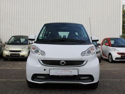 Weiß Gebraucht 2013 Smart ForTwo Coupé Coupé | 5.899 € (Fairer Preis)