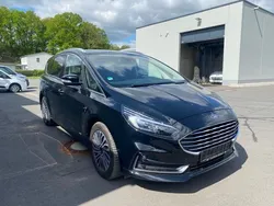 Schwarz Gebraucht 2020 Ford S-MAX Titanium Van / Kleinbus | 26.590 € (Fairer Preis)