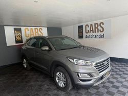 Grau Gebraucht 2020 Hyundai Tucson SUV | 17.100 € (Guter Preis)