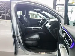 Silber / hightechsilber Gebraucht 2024 Mercedes GLC200 Advanced Plus SUV | 52.890 € (Fairer Preis)