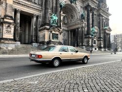 Gold Gebraucht 1981 Mercedes S280 SE Limousine | 7.990 €