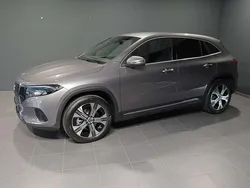 Grau Gebraucht 2024 Mercedes EQA350 SUV | 38.950 € (Fairer Preis)
