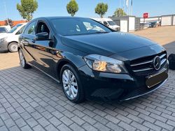 Schwarz Gebraucht 2013 Mercedes A180 AMG line Limousine | 9.150 € (Fairer Preis)