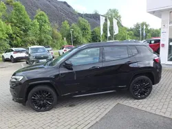 Solid black Gebraucht 2023 Jeep Compass SUV | 28.000 € (Guter Preis)
