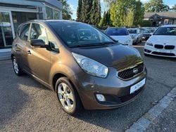 Beige Gebraucht 2013 Kia Venga FIFA World Cup Edition Kleinwagen | 6.900 € (Fairer Preis)
