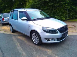 Silber Gebraucht 2015 Skoda Roomster Best of Kombi | 5.890 € (Fairer Preis)