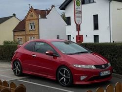 Rot Gebraucht 2007 Honda Civic Type R Limousine | 10.000 € (Etwas zu teuer)