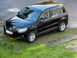 Schwarz Gebraucht 2010 VW Tiguan SUV | 6.950 € (Fairer Preis)