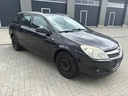Schwarz Gebraucht 2009 Opel Astra Kombi | 800 € (Superpreis)