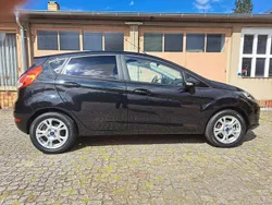 Schwarz Gebraucht 2014 Ford Fiesta SYNC Edition Kleinwagen | 5.300 € (Fairer Preis)